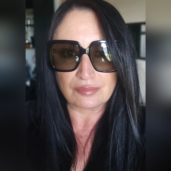 Gucci GG0418s Crystal Embellished Sunglasses Retail $550 - Picture 3 of 14